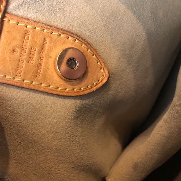 Louis Vuitton bag 💖 - Picture 12 of 15